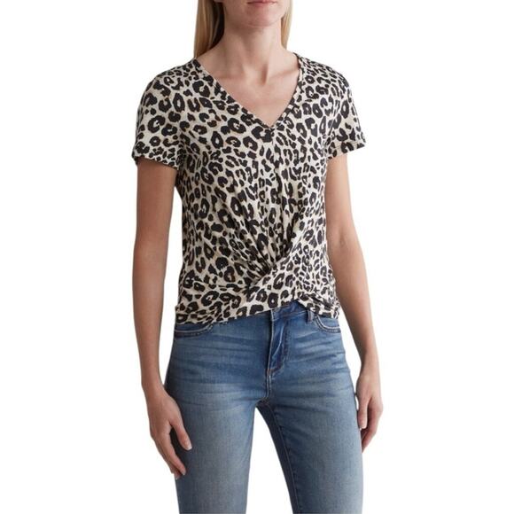 Sanctuary XL Leopard Print Twist Hem V-Neck Short Sleeve Casual Top - Picture 1 of 6